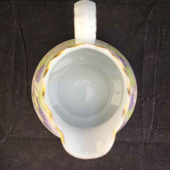 Vtg 1976 Small Scalloped Creamer Pitcher Blackberry Signed - Picture 5 of 12